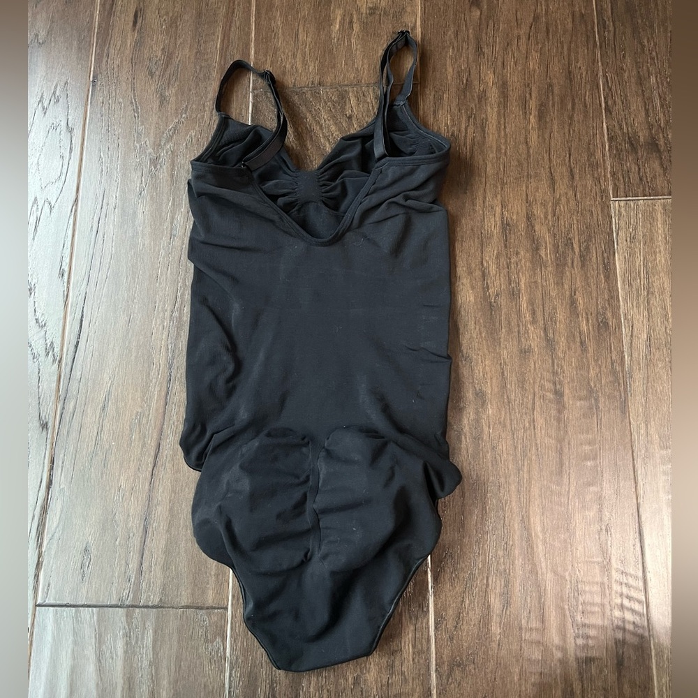 Skims shape wear bodysuit - Picture 2 of 4